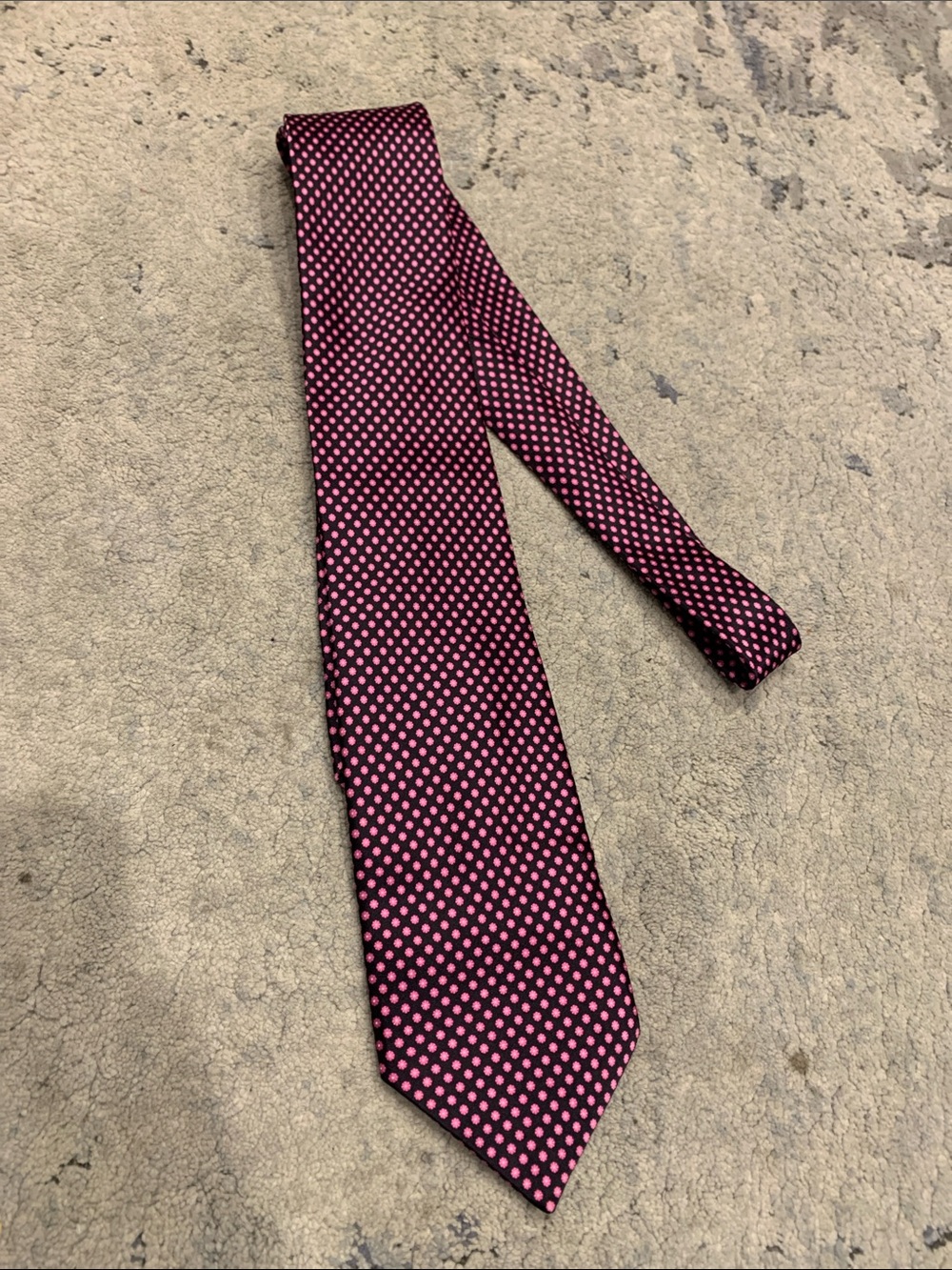 Men's floral Silk Tie - Pink on Black